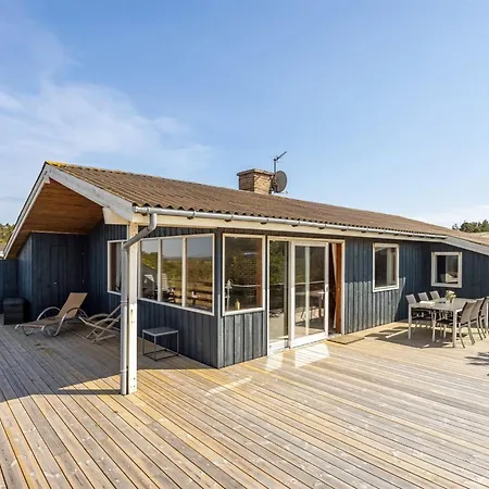Frender - 150m From The Sea By Interhome